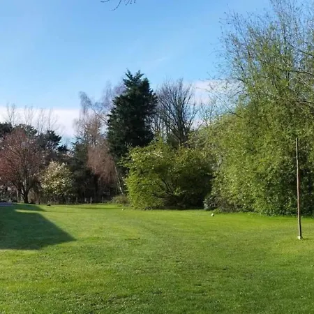 Holiday home Ancienne Bergerie De 15 Pers En Baie De Somme Avec Grand Jardin Prive Bernay-en-Ponthieu